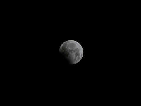 Penumbral Eclipse: Leden Lunar Eclipse 2020