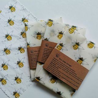 Potravinový obal z včelího vosku
