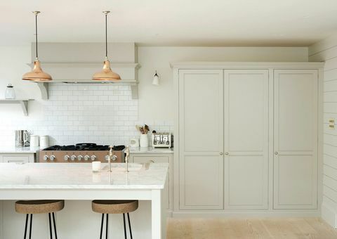 10 barev kuchyně, které přitahují kupce domů, bílá