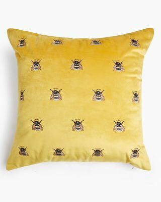 Velvet Bee Polštář
