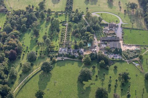 Letecký pohled na Highgrove, domov Charlese, prince z Walesu