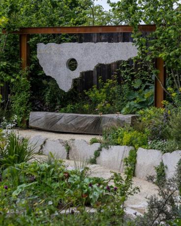 chelsea květinová show 2023 zahradnictví zahradní design samaritans poslouchá