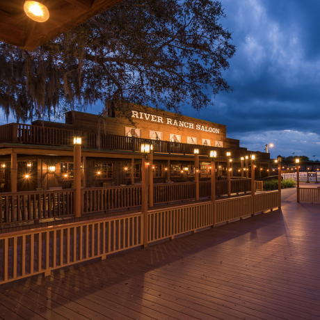 River ranch salon na westgate resort starý módní salon s dřevěným tanečním parketem