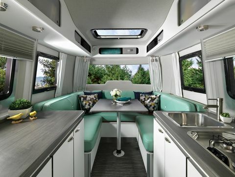 nové airstream hnízdo - nový kompaktní přívěs airstream