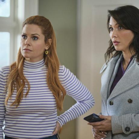 člen obsazení 'full house' a bývalá známá herečka candace cameron bure v aurora teagarden mysteries