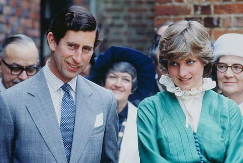 princ charles a lady diana spencer zahajují výstavu mountbatten v Broadlands, domově lorda louise mountbattena, který byl zavražděn v Irsku