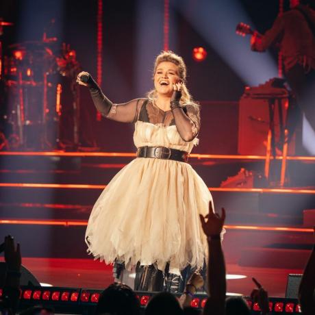 kelly clarkson ve své rezidenci v Las Vegas