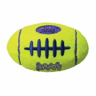 Fotbalová hračka pro psa Kong Airdog® Squeaker